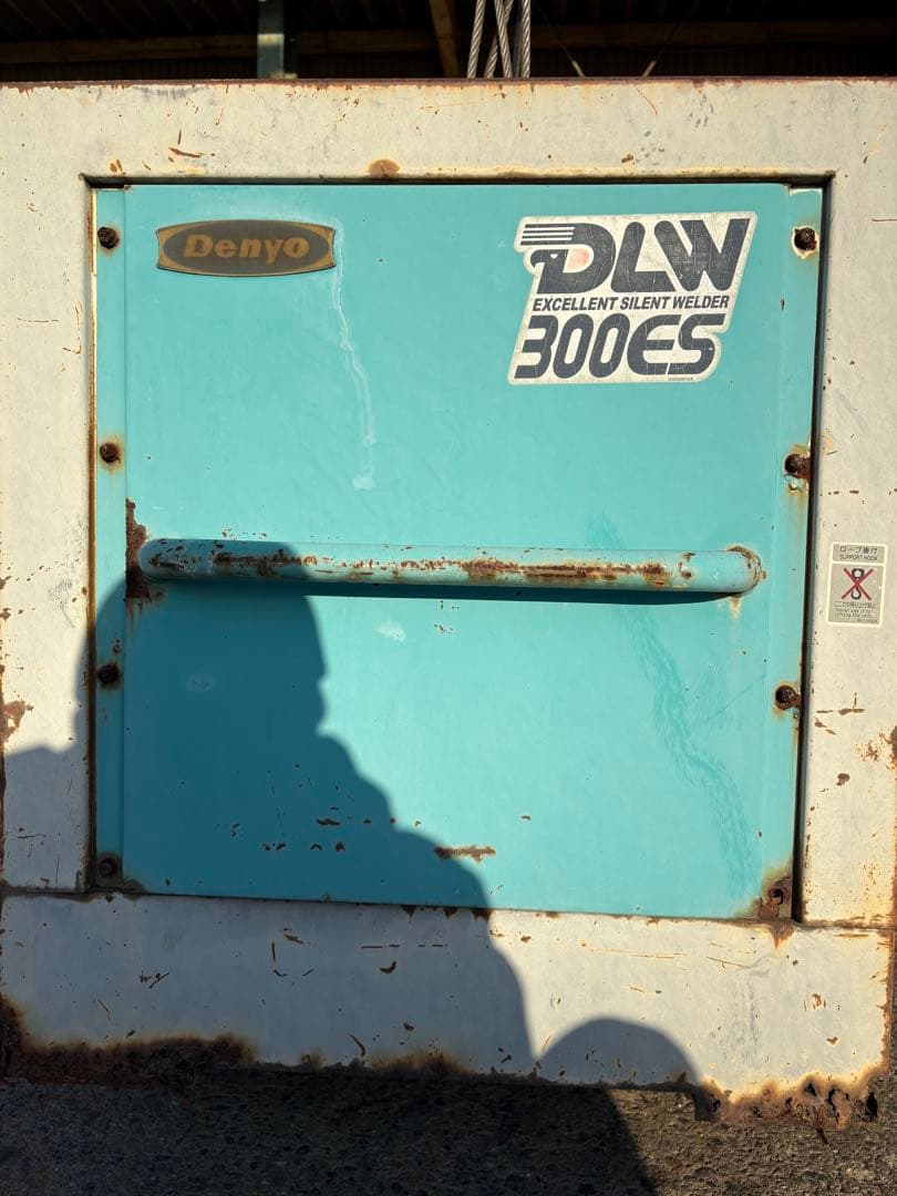 DLW-300ES デンヨー エンジン 溶接機 発電機 200V 100V