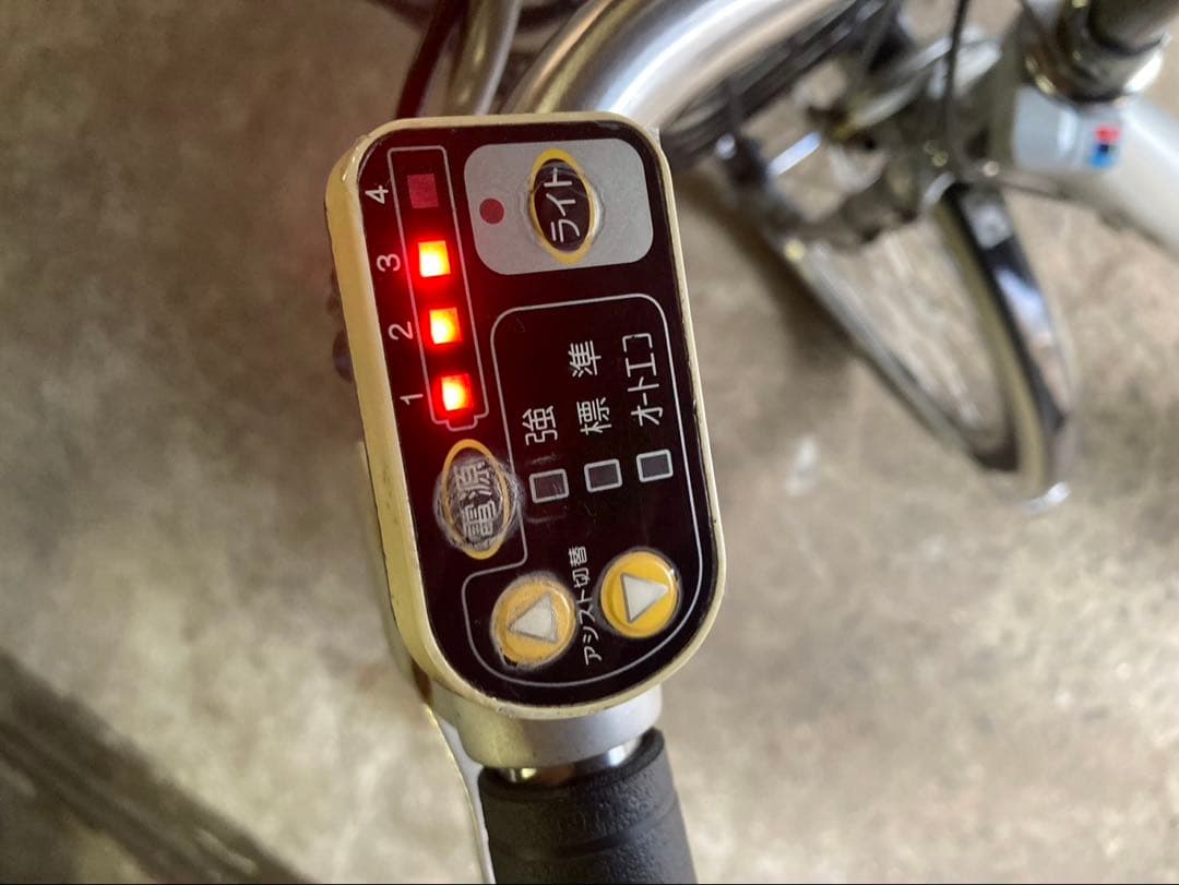 1613業界最長12ヶ月保証付！送料無料エリア多数！安全整備済み！電動自転車