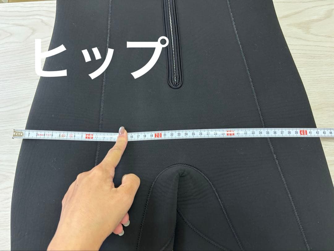 【お値下げ】SHE'S COCOモビーズ ウエットスーツ ベアトップ