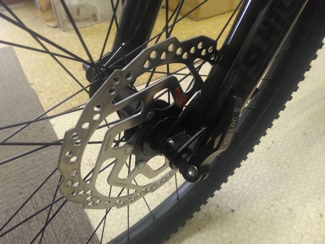 【美品】Cannondale Trail SE4　29インチ　Sサイズ　ペダル無