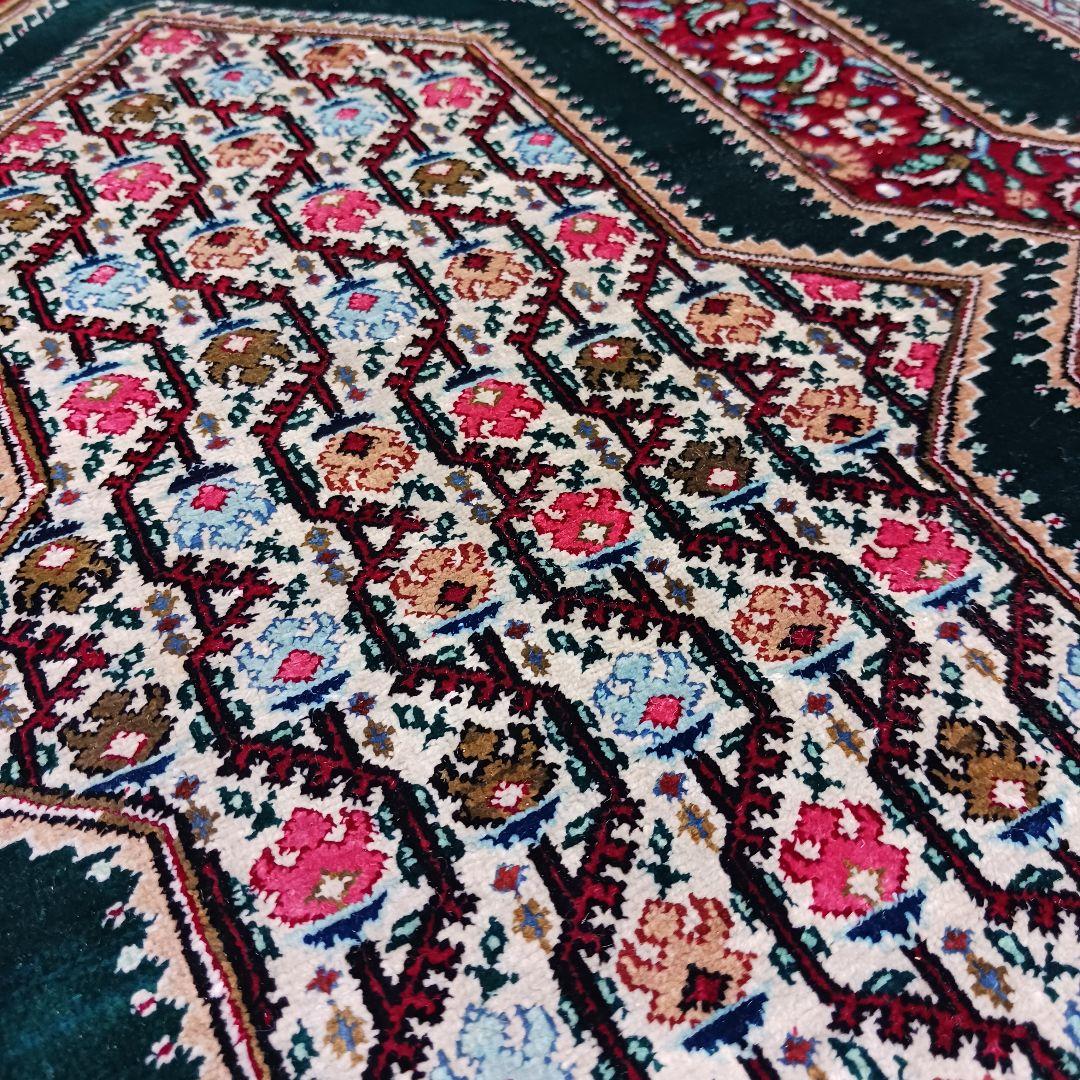 Y3261 高級ペルシャ絨毯 クム産 シルク100% 手織り 工房サイン