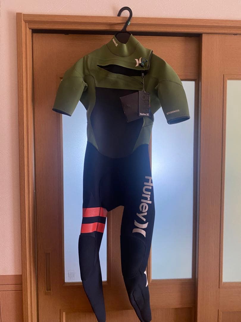 Hurley ウェットスーツ