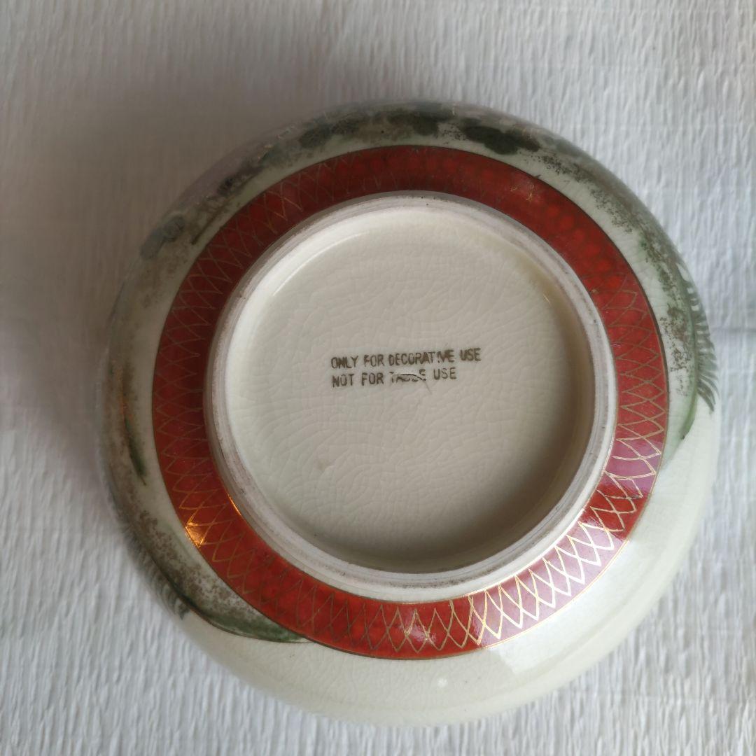 『鶏と紅葉の模様の陶器』工芸品・観賞用