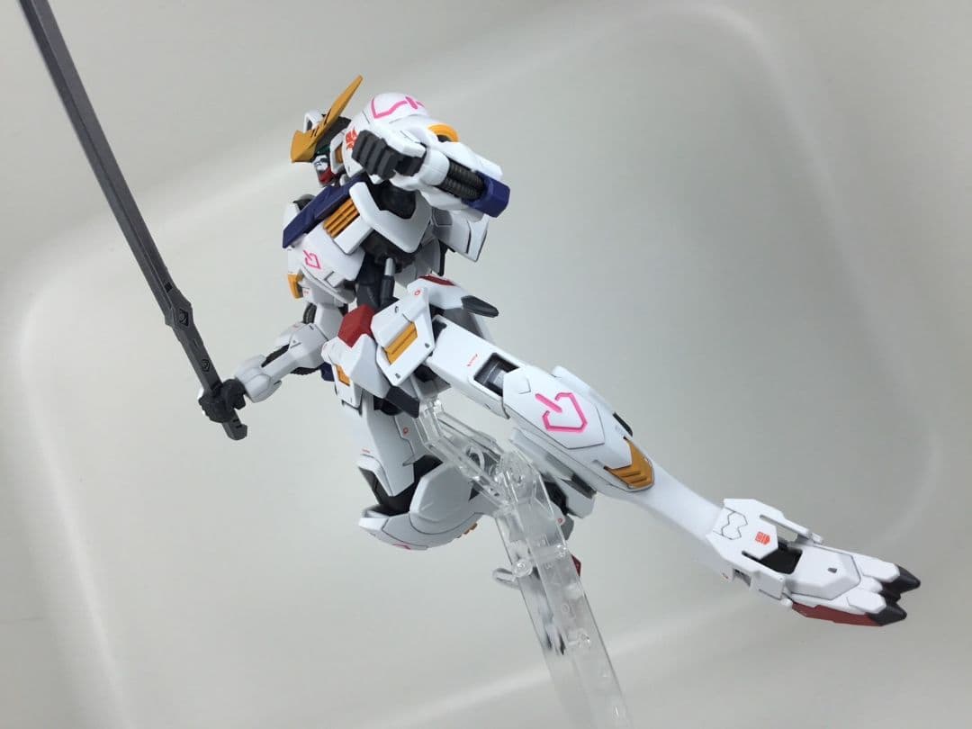 HG 機動戦士ガンダム 鉄血のオルフェンズ ガンダムバルバトス 1/144