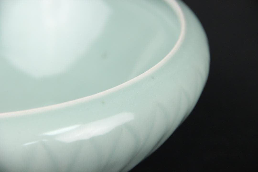 中国古美術　宋時代 龍泉窯 青磁蓮瓣文　鉢　茶碗 中国古美術 FJ11-2