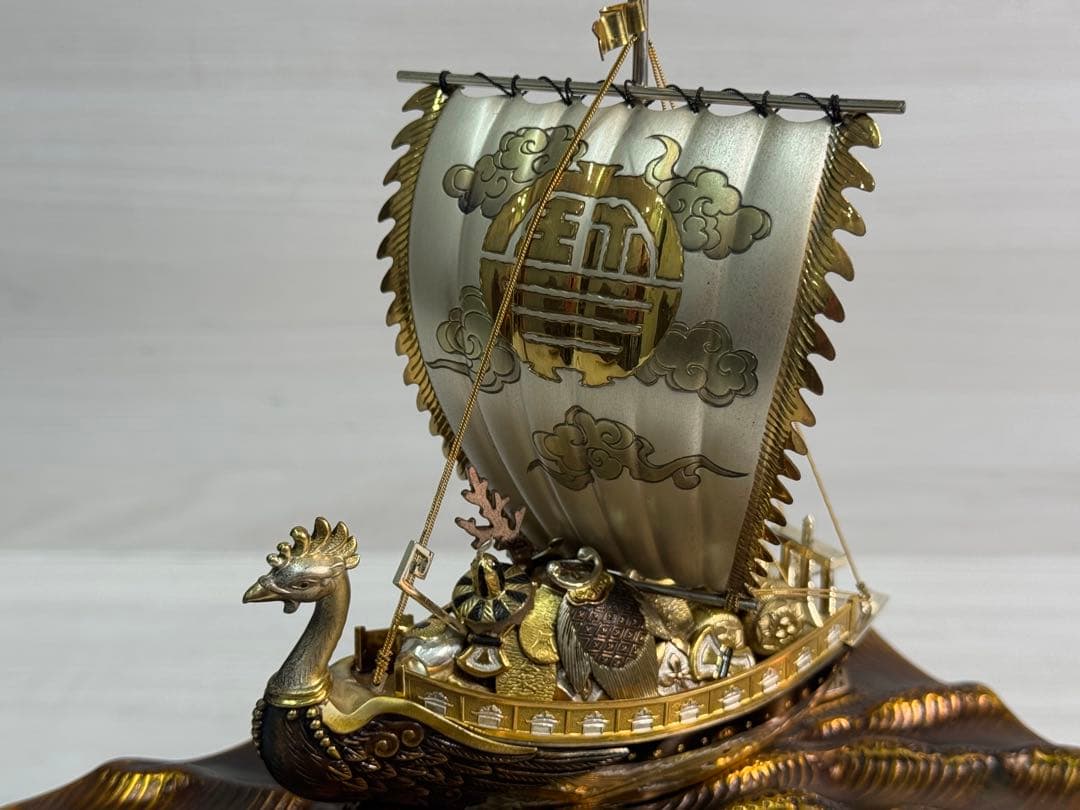 関　武比古　銀製　宝船 ガラスケース付き