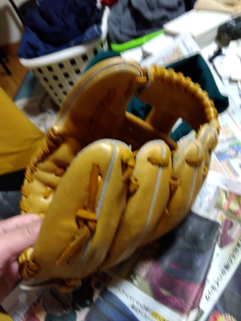 希少ローリングスグローブ　ファーストバック　指出し