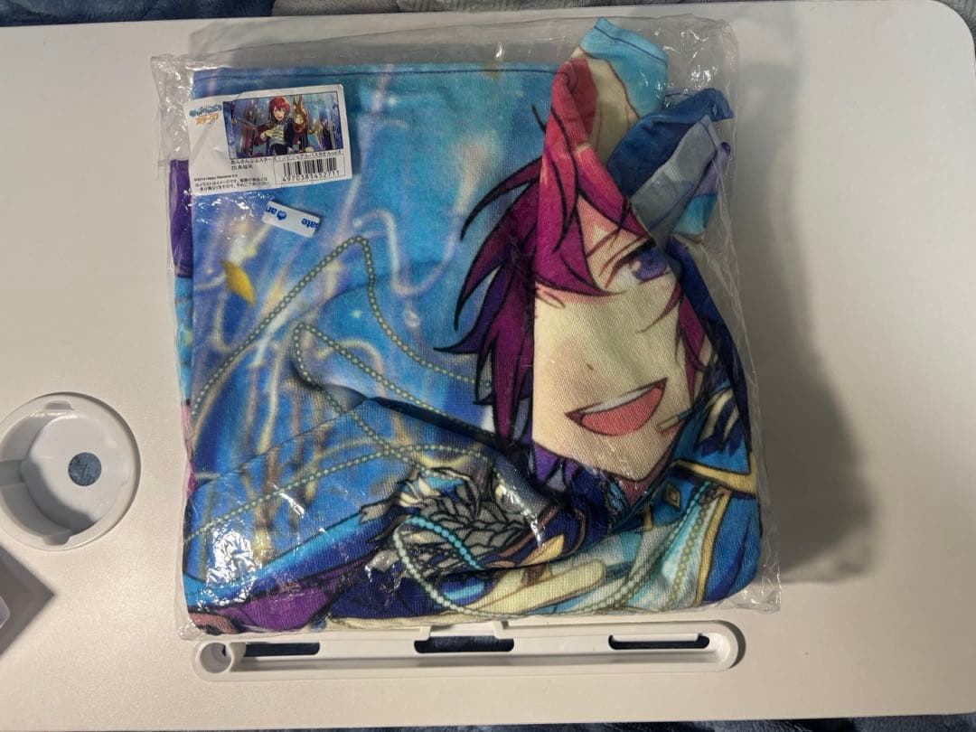 朱桜司 まとめ売り 缶バッチ、アクスタ、バスタオル