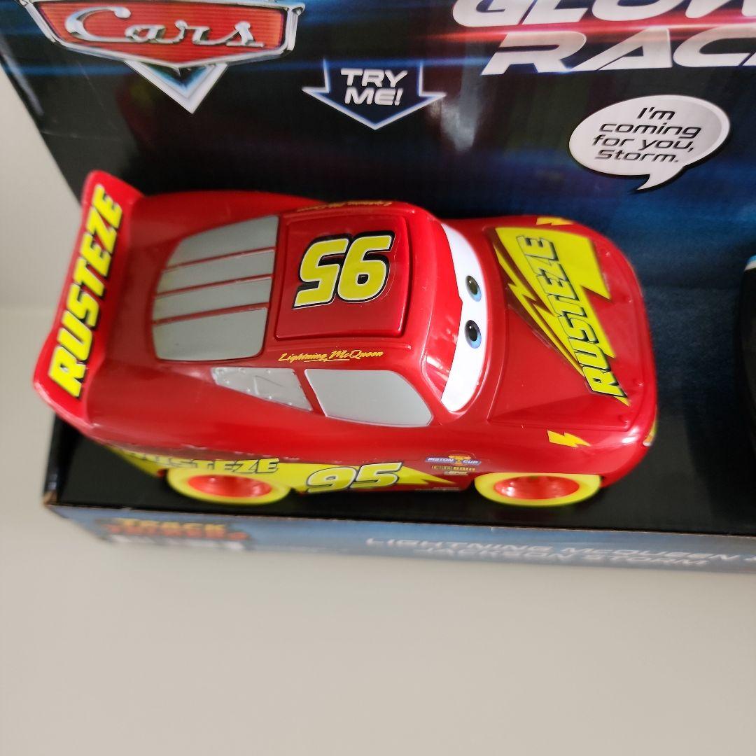 ディズニー カーズ マックイーン ジャクソン 英語おしゃべり 光る ミニカー２台