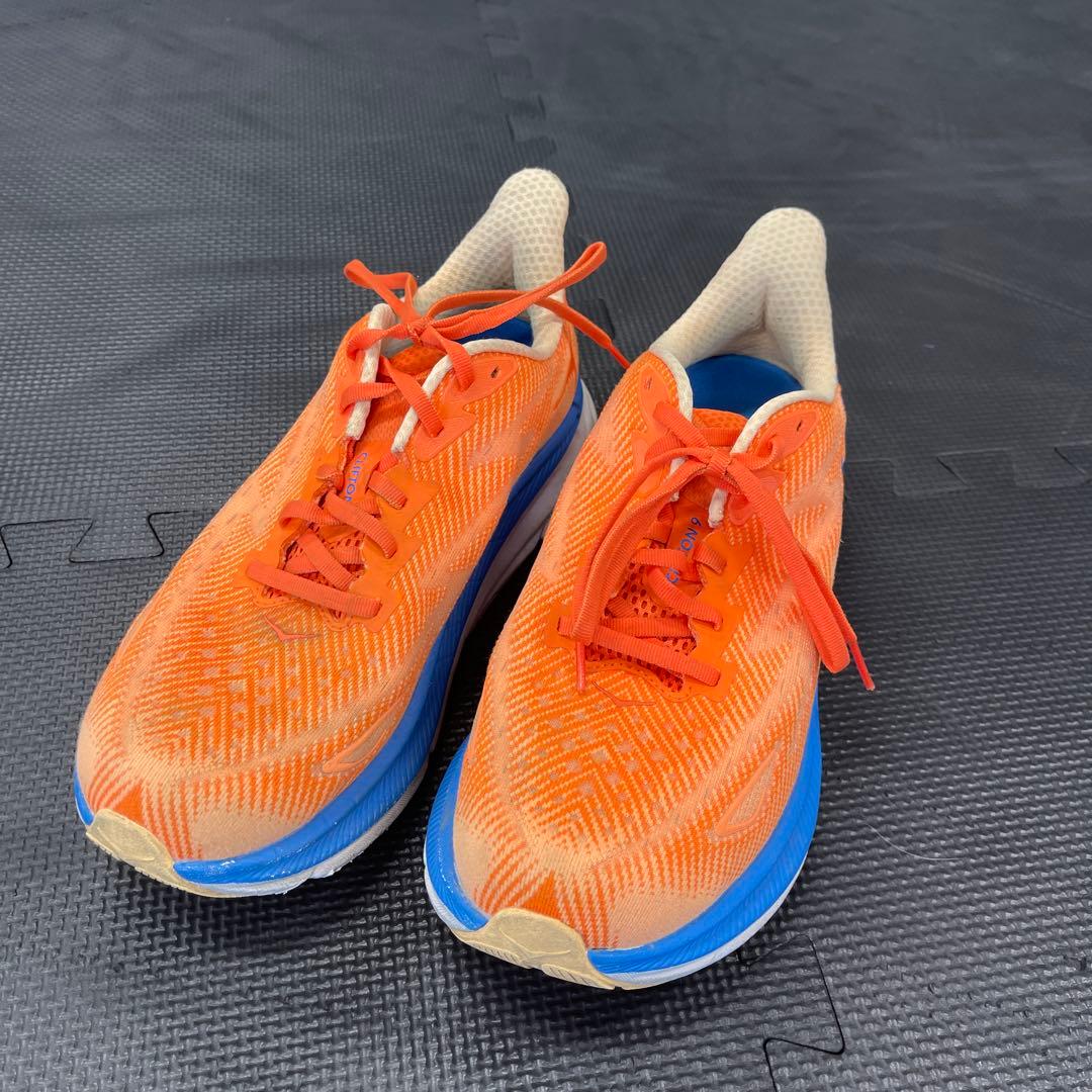 HOKA ONE ONE（ホカ オネオネ）CLIFTON 9 サイズ26.5
