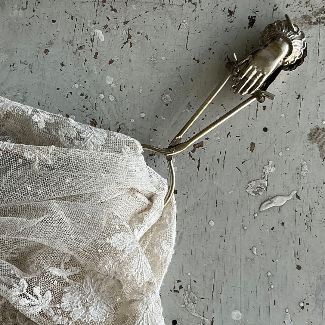 【超希少】１９世紀　フランスアンティーク　リフタークリップ　ハンドモチーフ