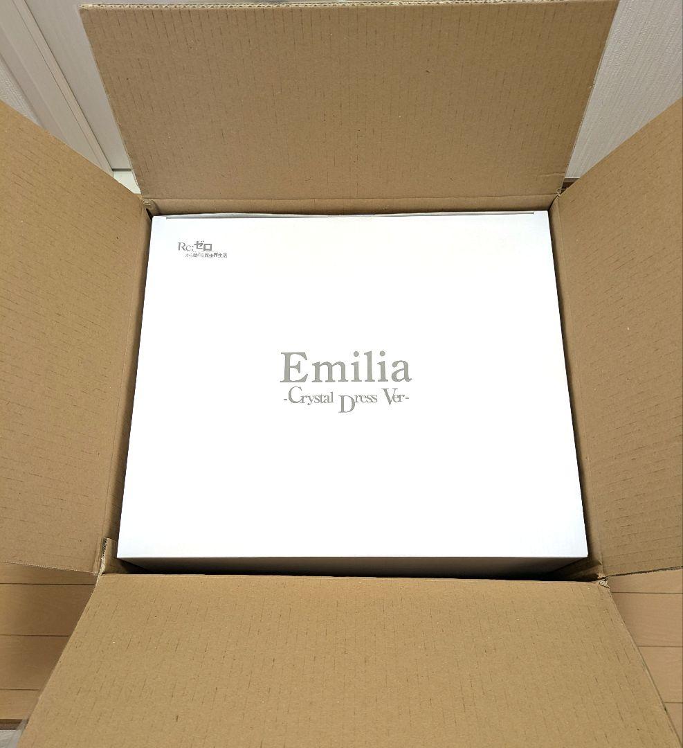 渋谷スクランブルフィギュア　クリスタルドレス　エミリア