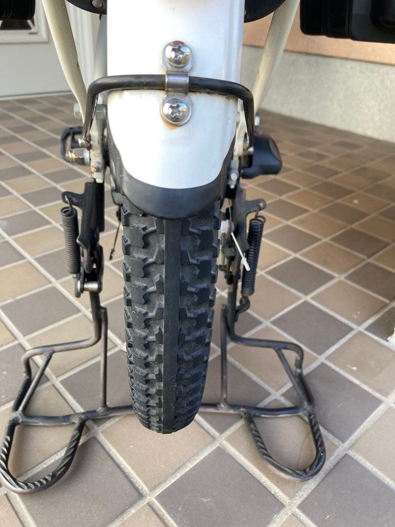 電動アシスト自転車　ヤマハ パスバビーアン20インチ 子供乗せ 3人乗り 白色