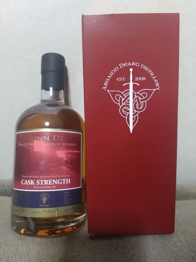 アビンジャラク 10年 マディラワインカスク カスクストレングス 正規品 60度