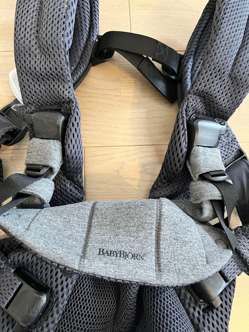 BabyBjorn ハーモニー　メッシュ抱っこ紐 ネイビー
