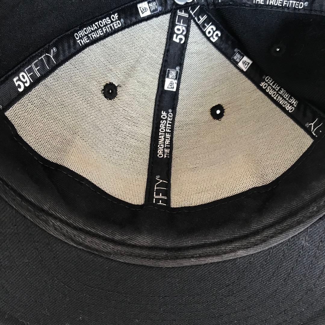 ボックスロゴ シュプリーム（Supreme）ニューエラ キャップ 黒色