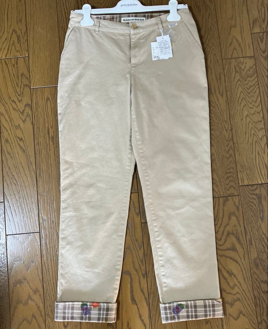 マドモアゼルノンノン チノパンツ ベージュ系色 サイズL新品