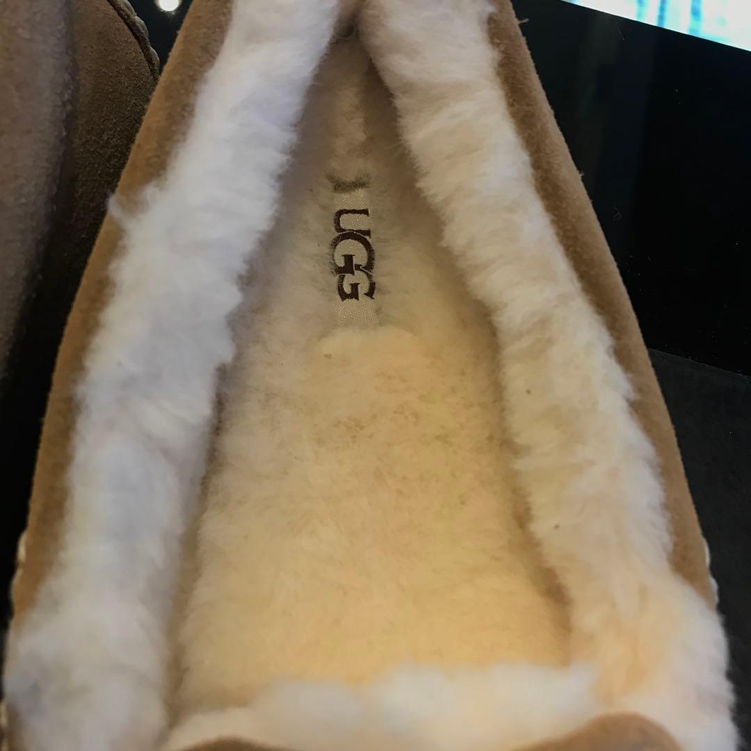 【新品未使用】 UGG アグ モカシン アンスレー スリッポンムートンシューズ