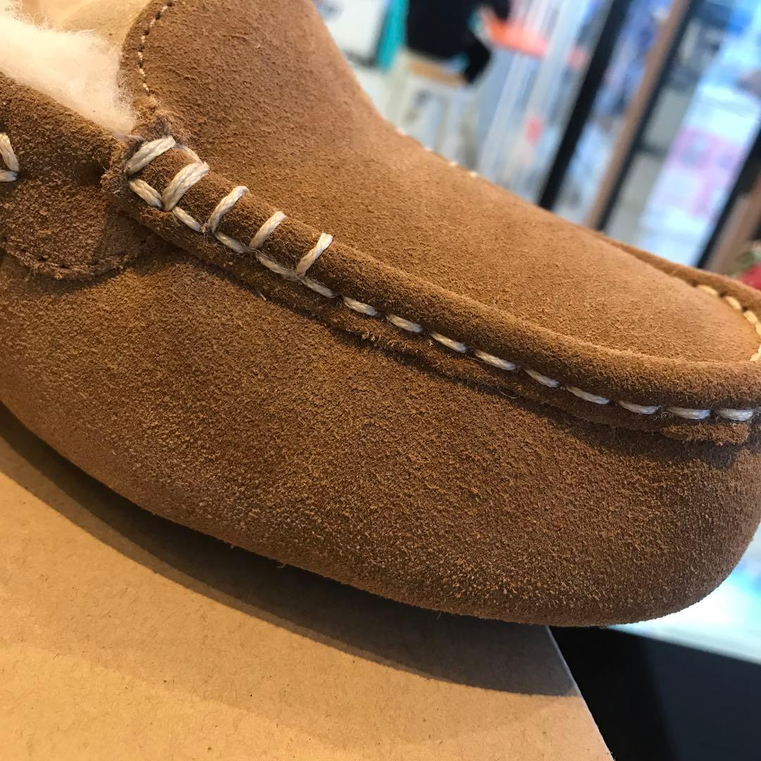 【新品未使用】 UGG アグ モカシン アンスレー スリッポンムートンシューズ