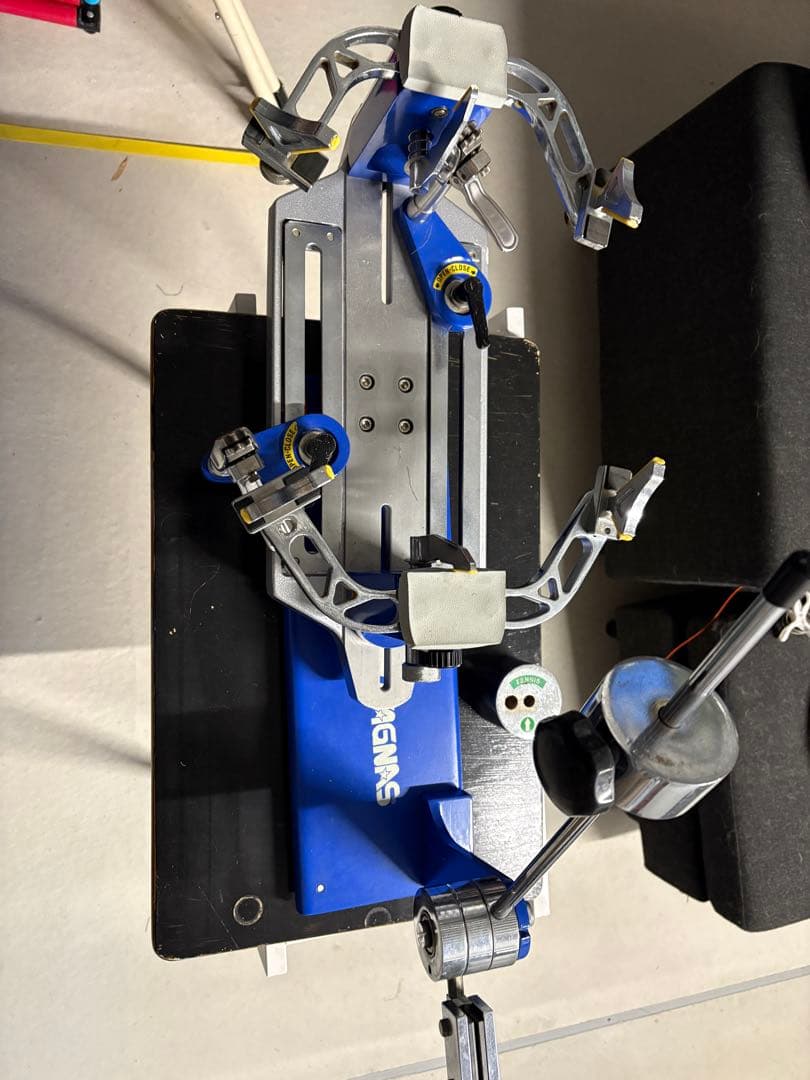 ストリングマシン　ガット張り機