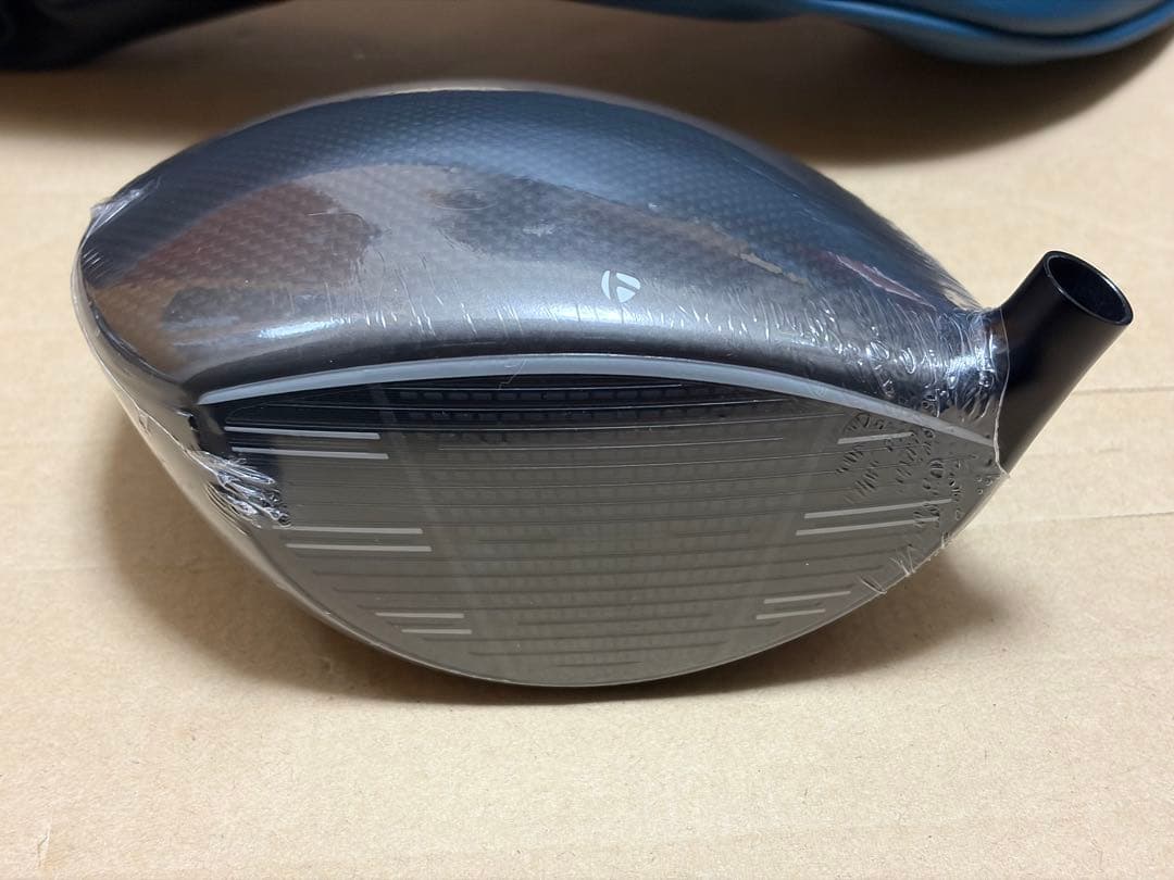 新品未使用 テーラーメイド最新ドライバー Qi4D MAX 9° ヘッド