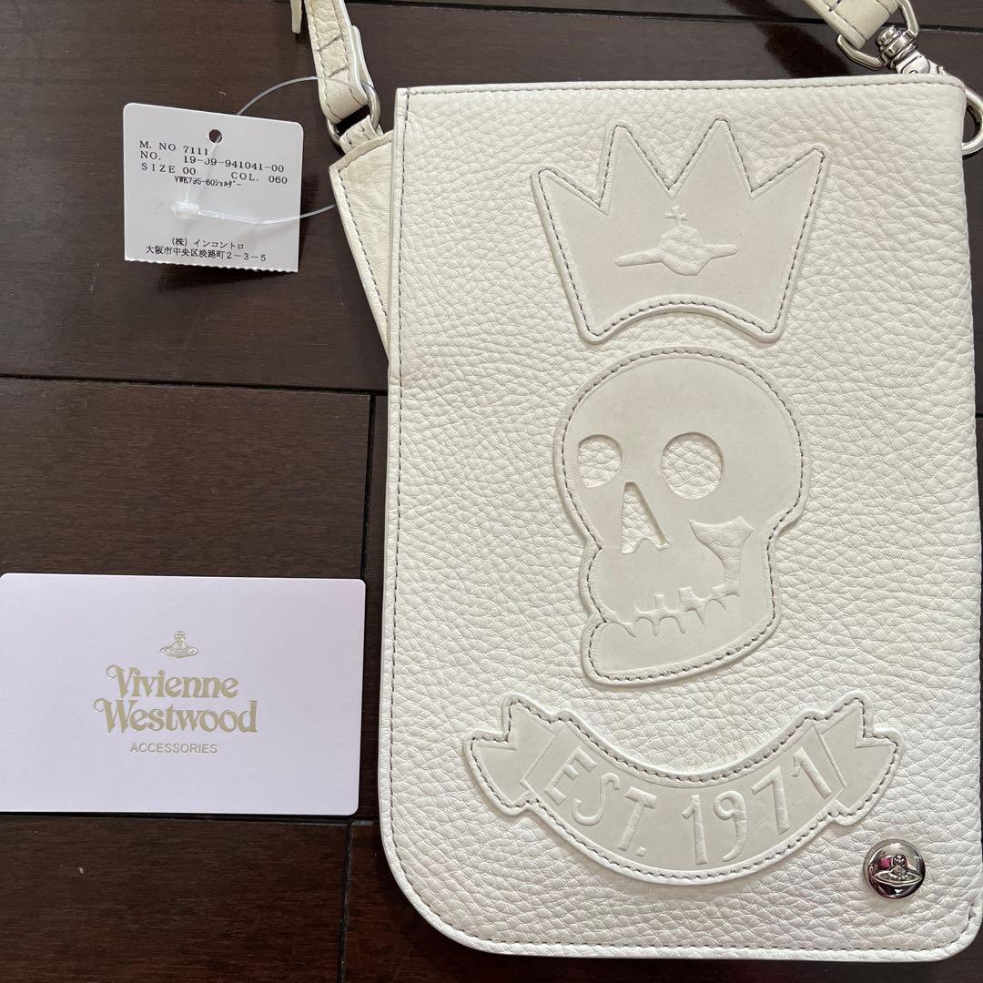 緊急SALE‼️ ヴィヴィアンウェストウッド　スカルショルダーポーチ　新品　白　革