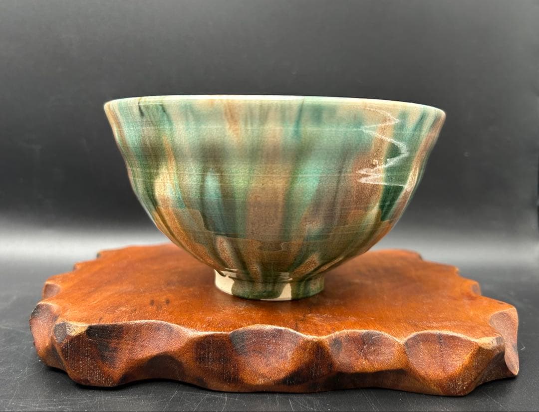 陶器　長崎　三彩　茶碗　印あり