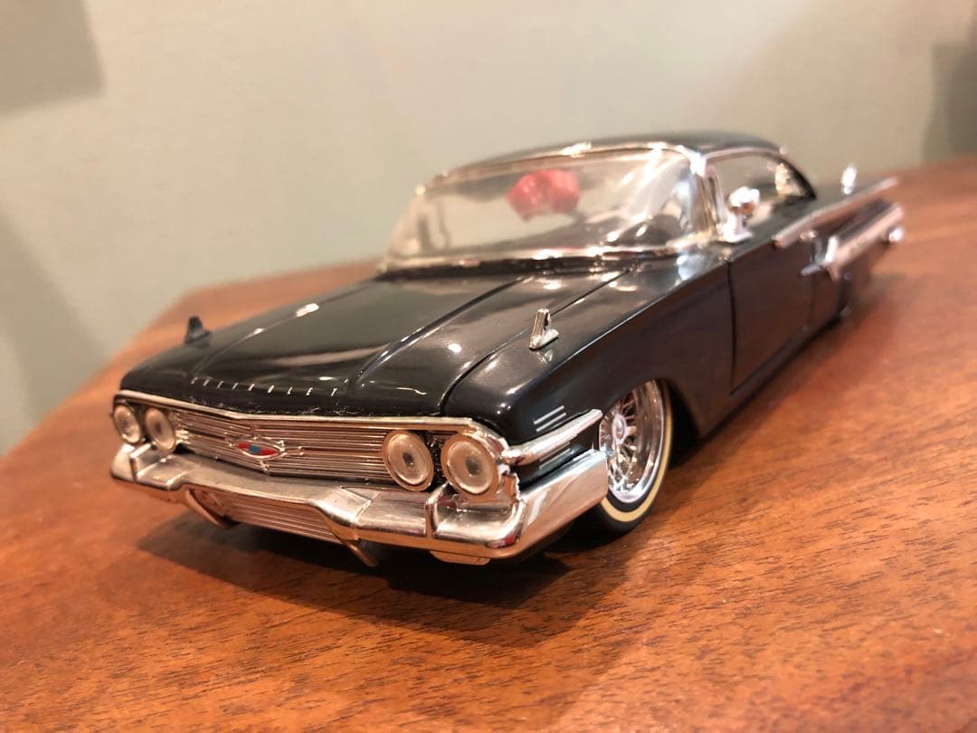 1960 シボレー インパラ JADA TOYsミニカー