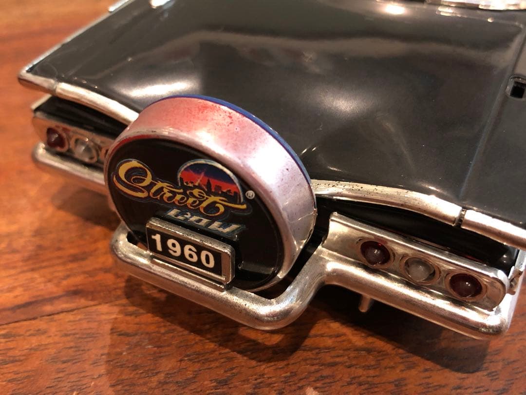 1960 シボレー インパラ JADA TOYsミニカー