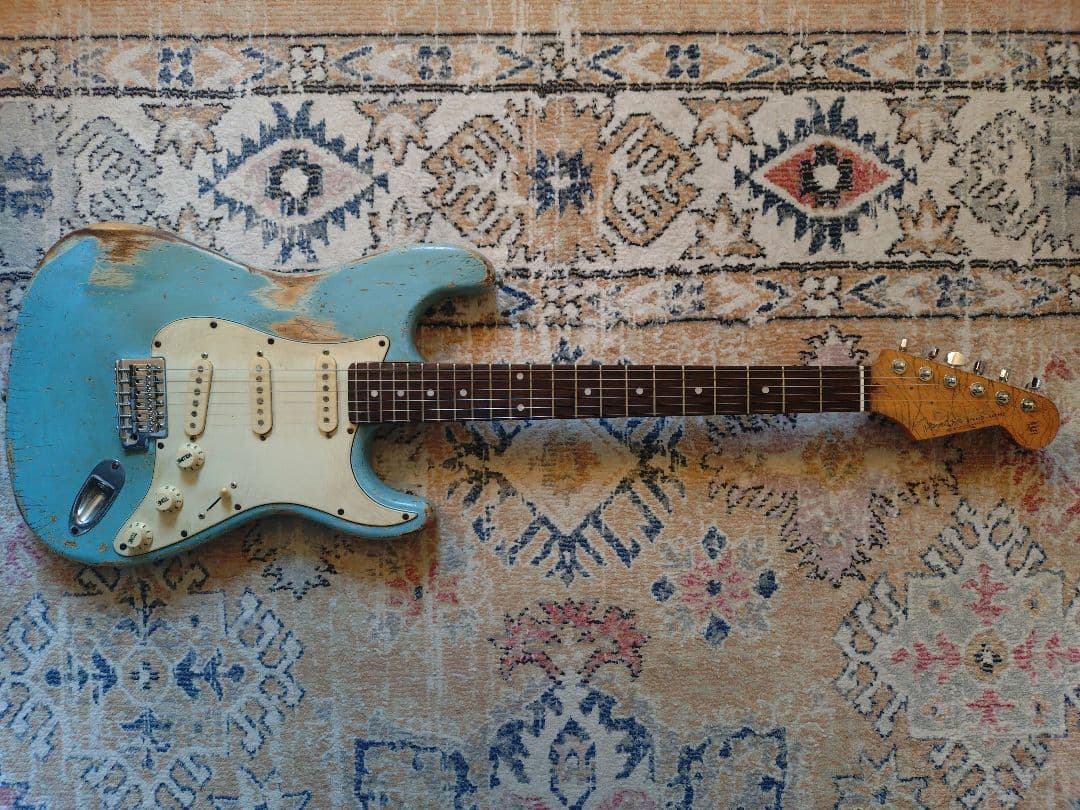 ストラトキャスター hard relic