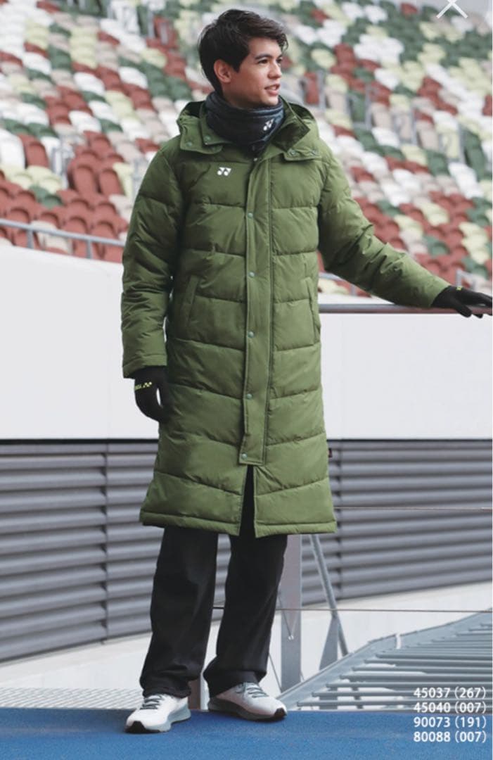 【新品】YONEX ベンチコートMサイズ