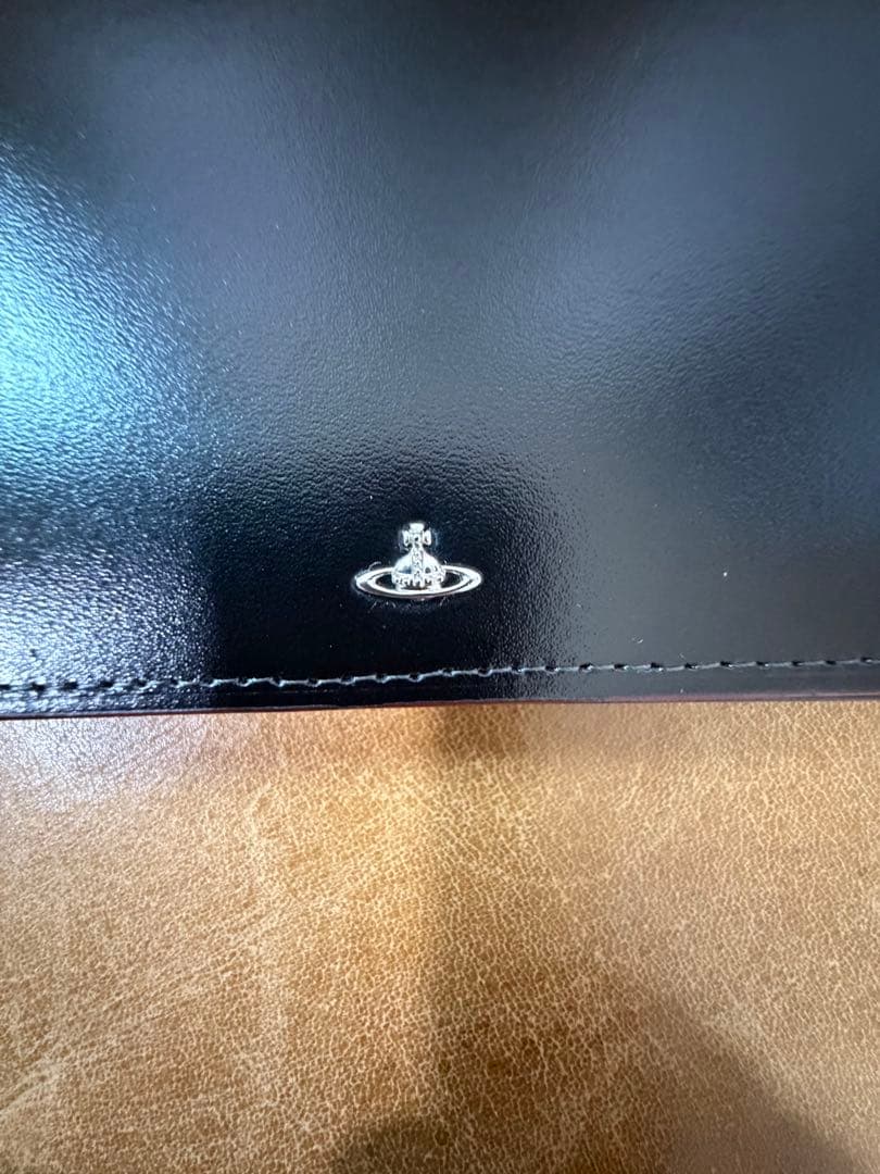 限定値引Vivienne Westwood ビビアン　ブラック名刺入れ　内側赤色