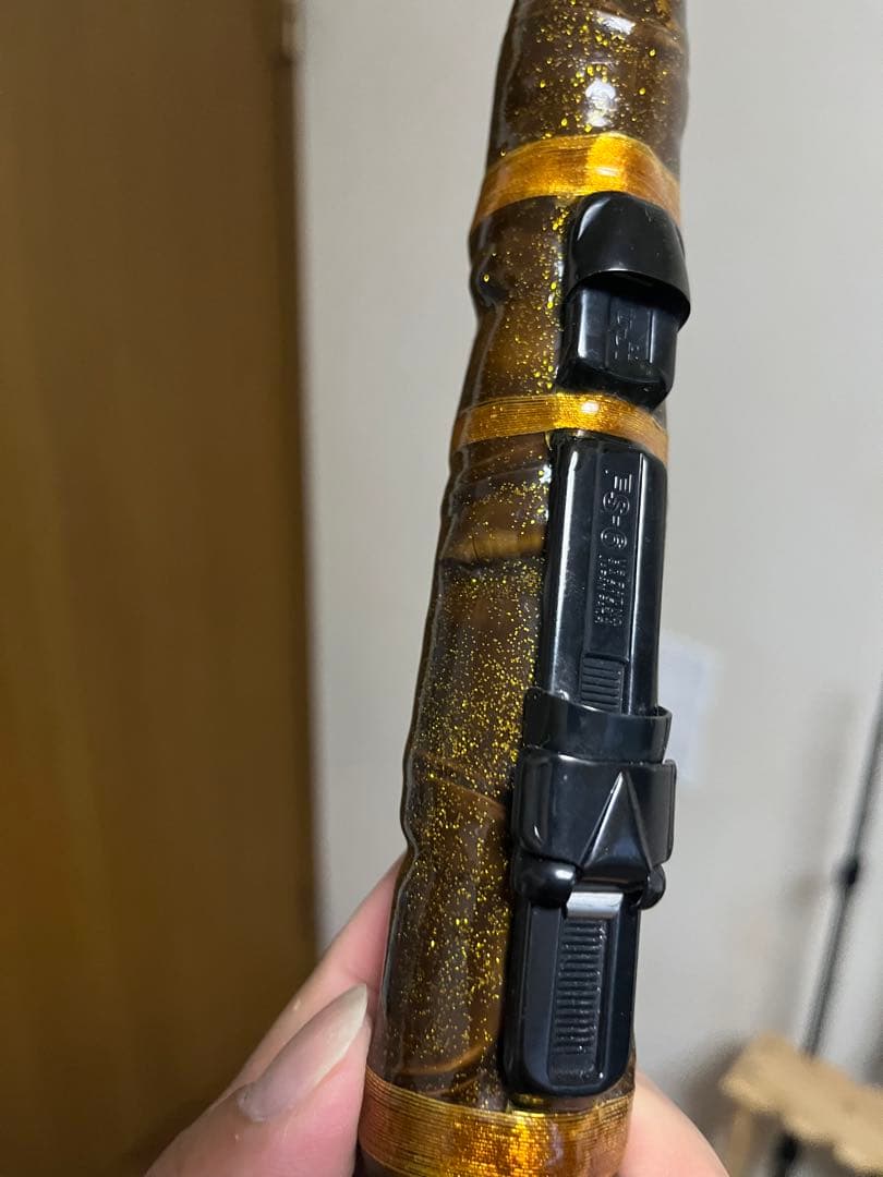 伊勢海老竿　約131.5cm 黒金　和柄 の抜き差し仕様