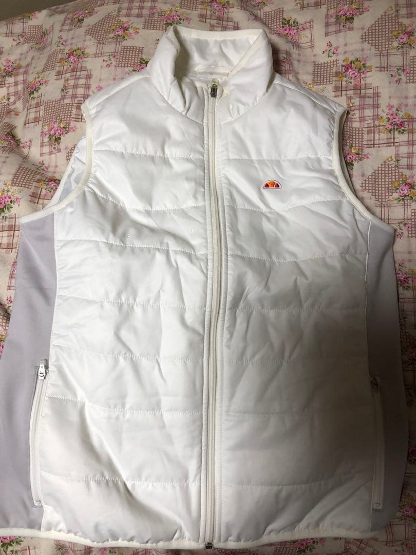 美品　エレッセ テニス　ベスト　XL ポケットあり　XL ホワイト