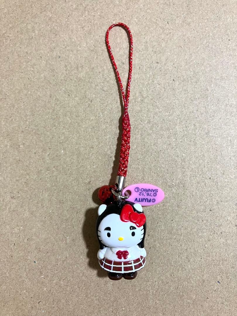 ハローキティ 白鳥美麗 根付