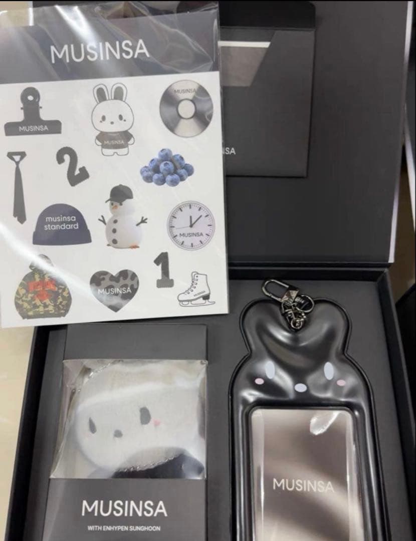 enhypen ソンフン　10cm ぬいぐるみ　新品　公式