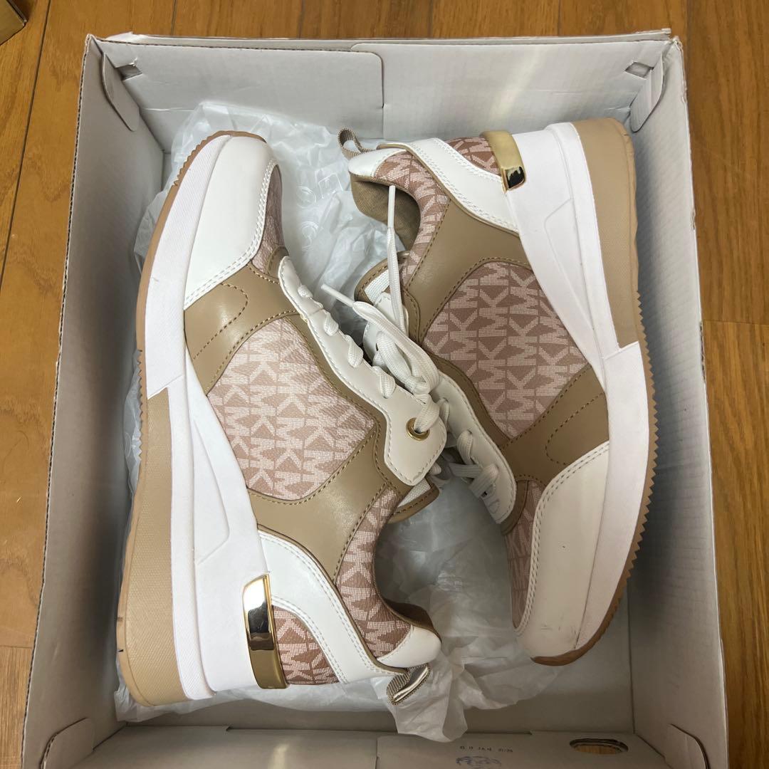 MICHAEL KORS MKロゴスニーカー ベージュ/ホワイト