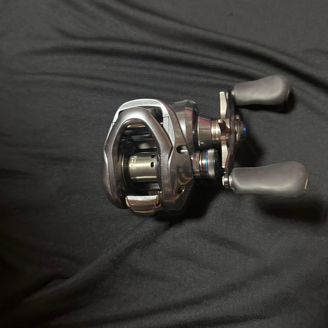 ハルハル　SHIMANO SLX DC XT 70HG ベイトリール