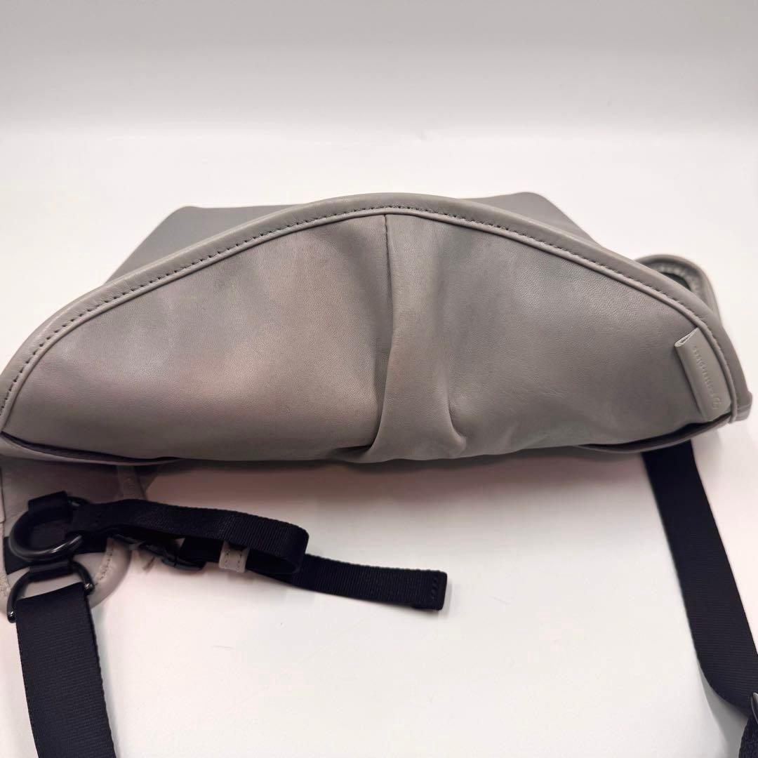 希少 マスターピース ボディバッグ 防水 カウレザー グレー クロスボディ