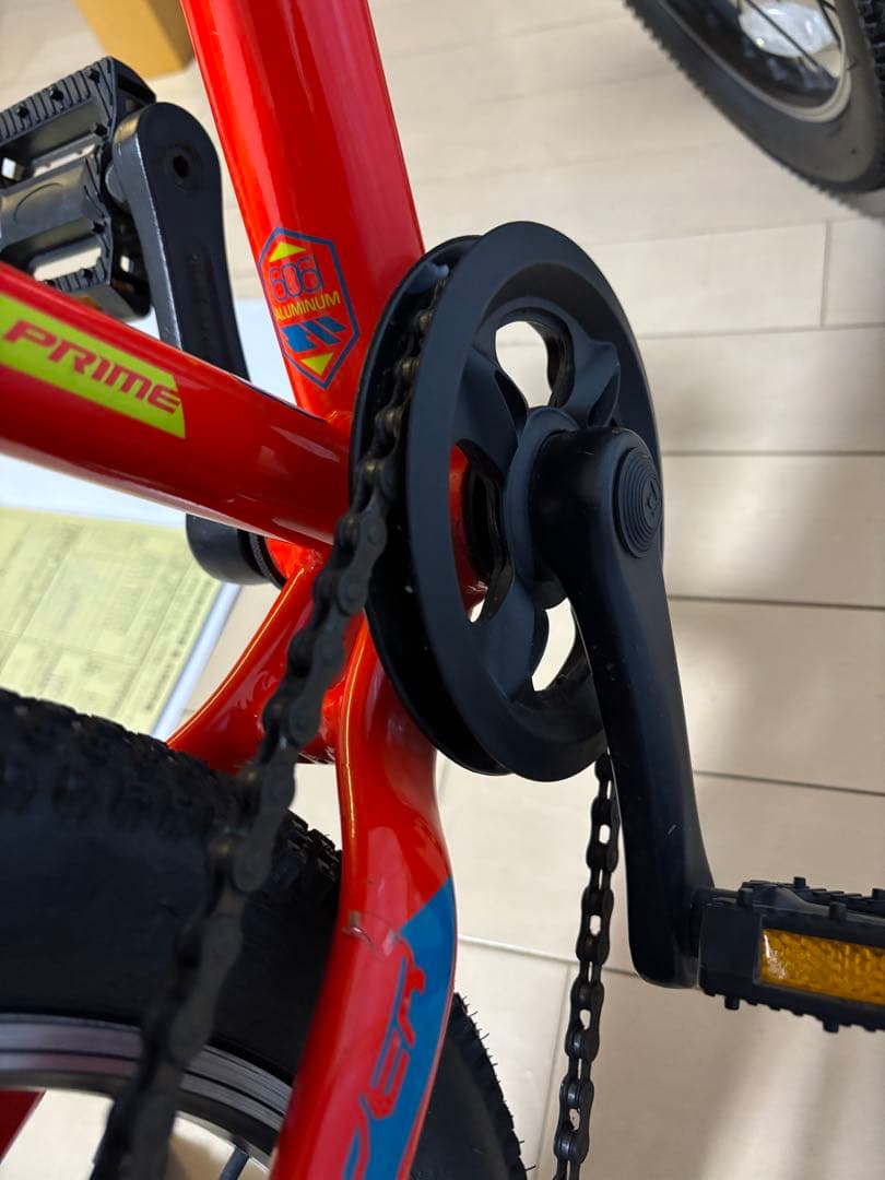 GT STOMPER PRIME 20インチ