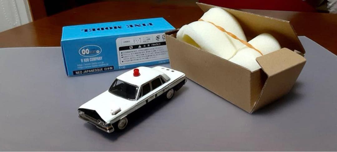 アンチモニー　ファインモデル　トヨペットクラウン　1967年式パトカー　1/43