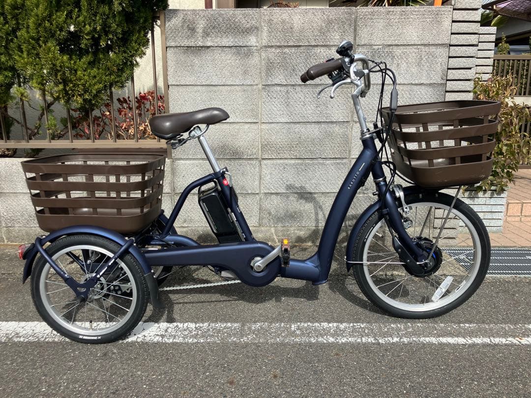 ブリヂストン　ラクットワゴン 電動アシスト三輪車