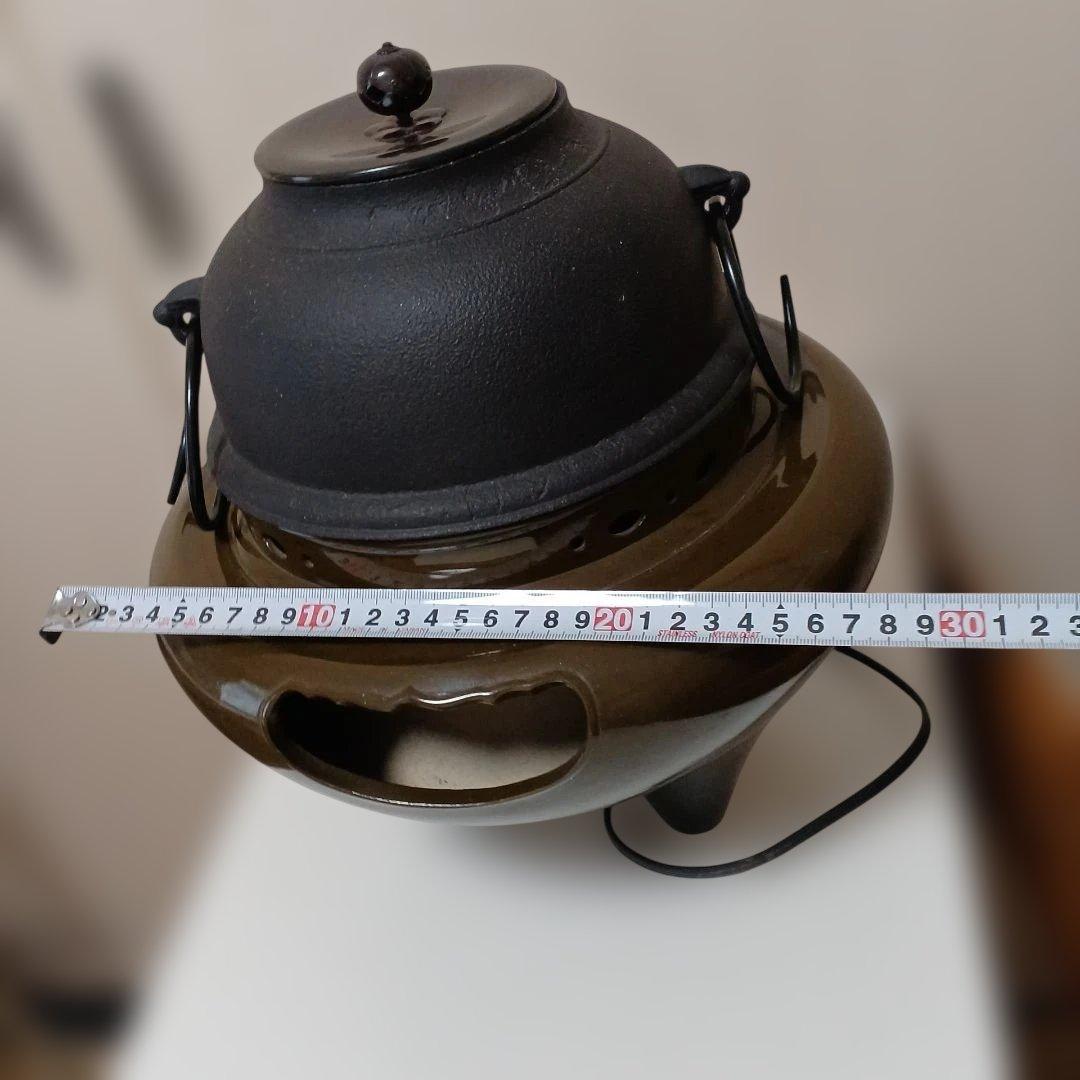 値下げ、鋳鉄製黒色茶釜 電気式、通電確認。