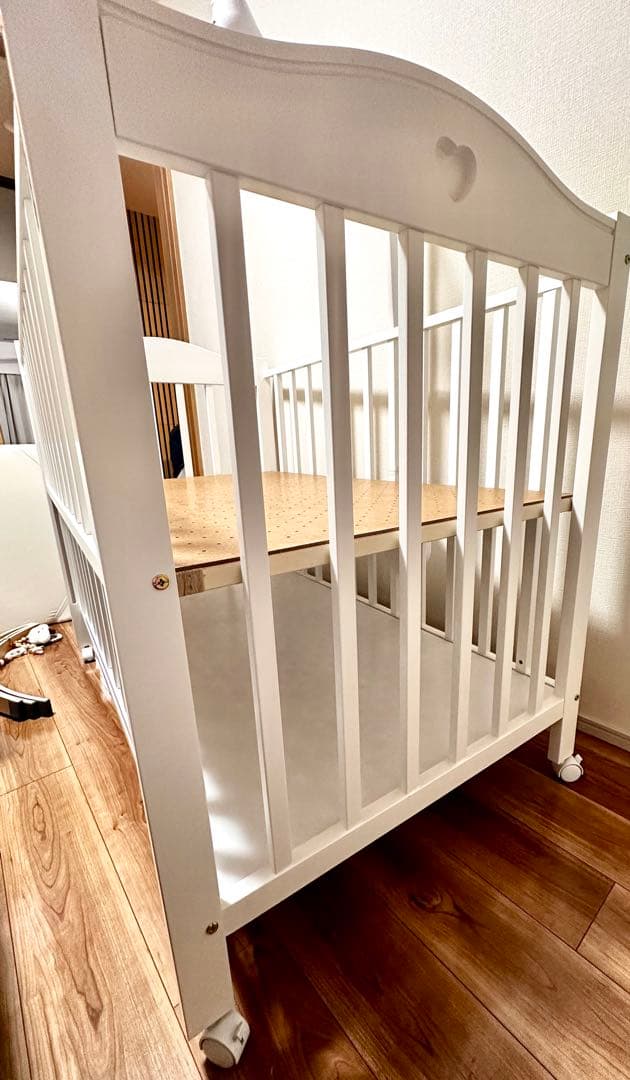 【美品】日本製ベビーベッド　プロヴァンス　キャスター付き　ハイタイプ　石崎家具