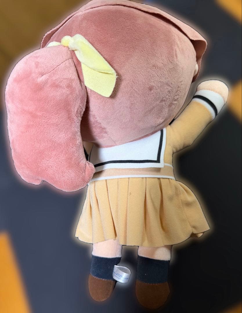 バンドリ　メガジャンボ寝そべりぬいぐるみ　山吹沙綾