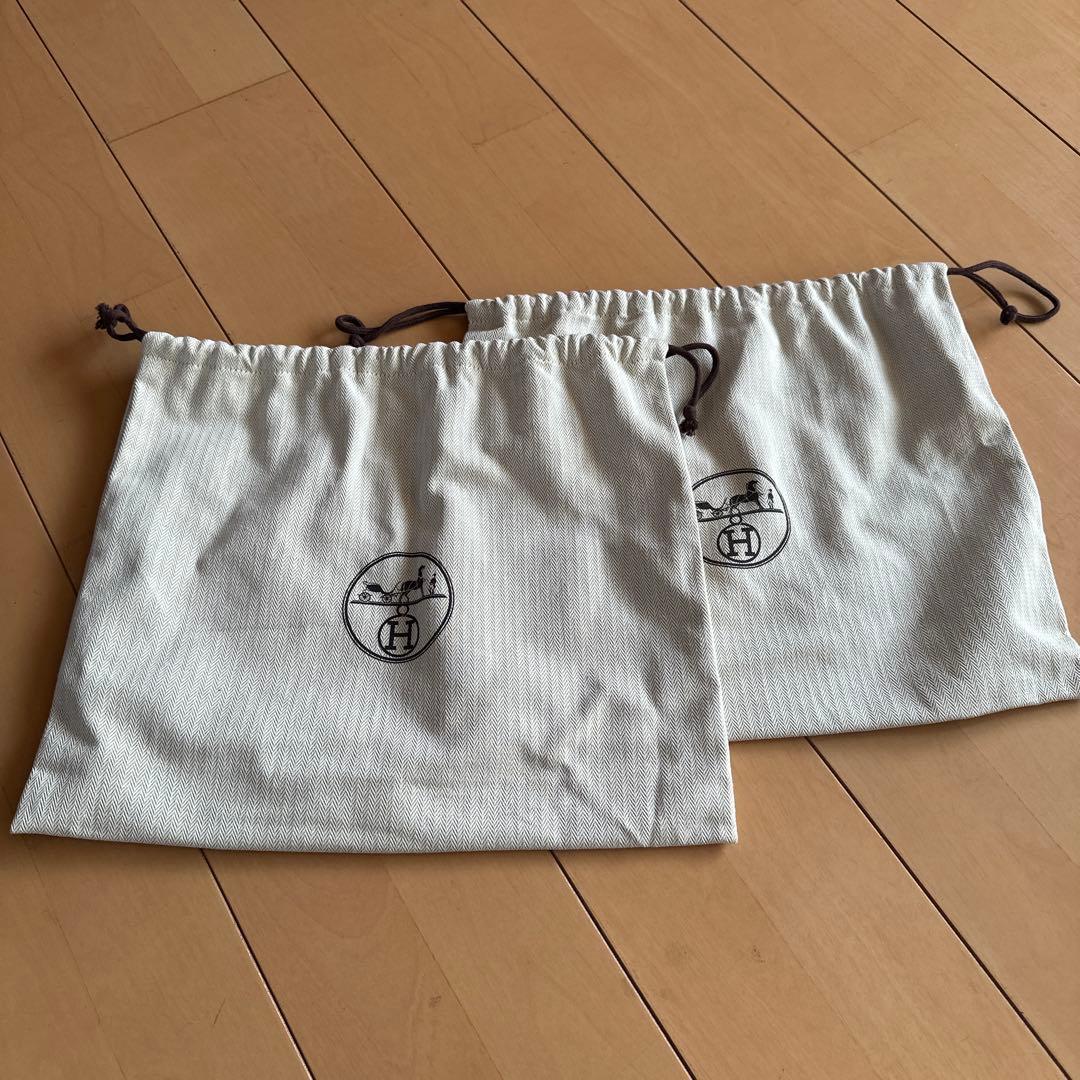 エルメスブラックレザーアンクルブーツ