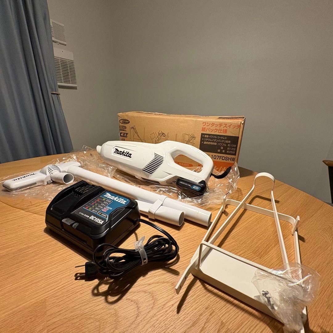 Makita スティッククリーナー CL107FDSHW 本体 +別売スタンド付