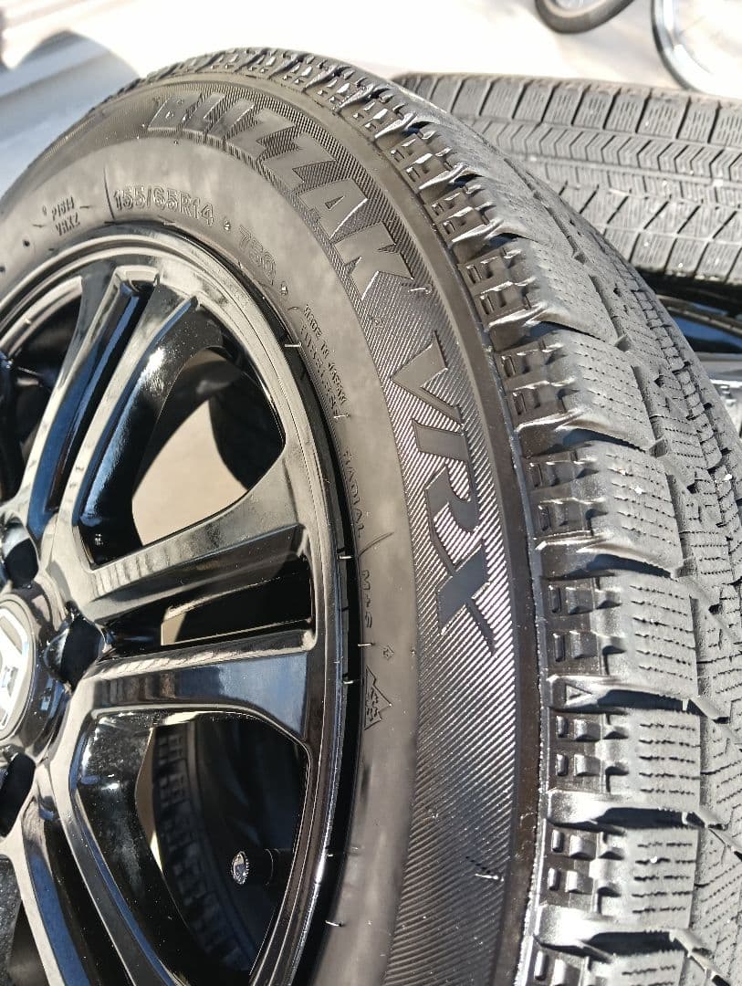 はるさま②ブリヂストンスタッドレスタイヤセット155/65R14 14インチ
