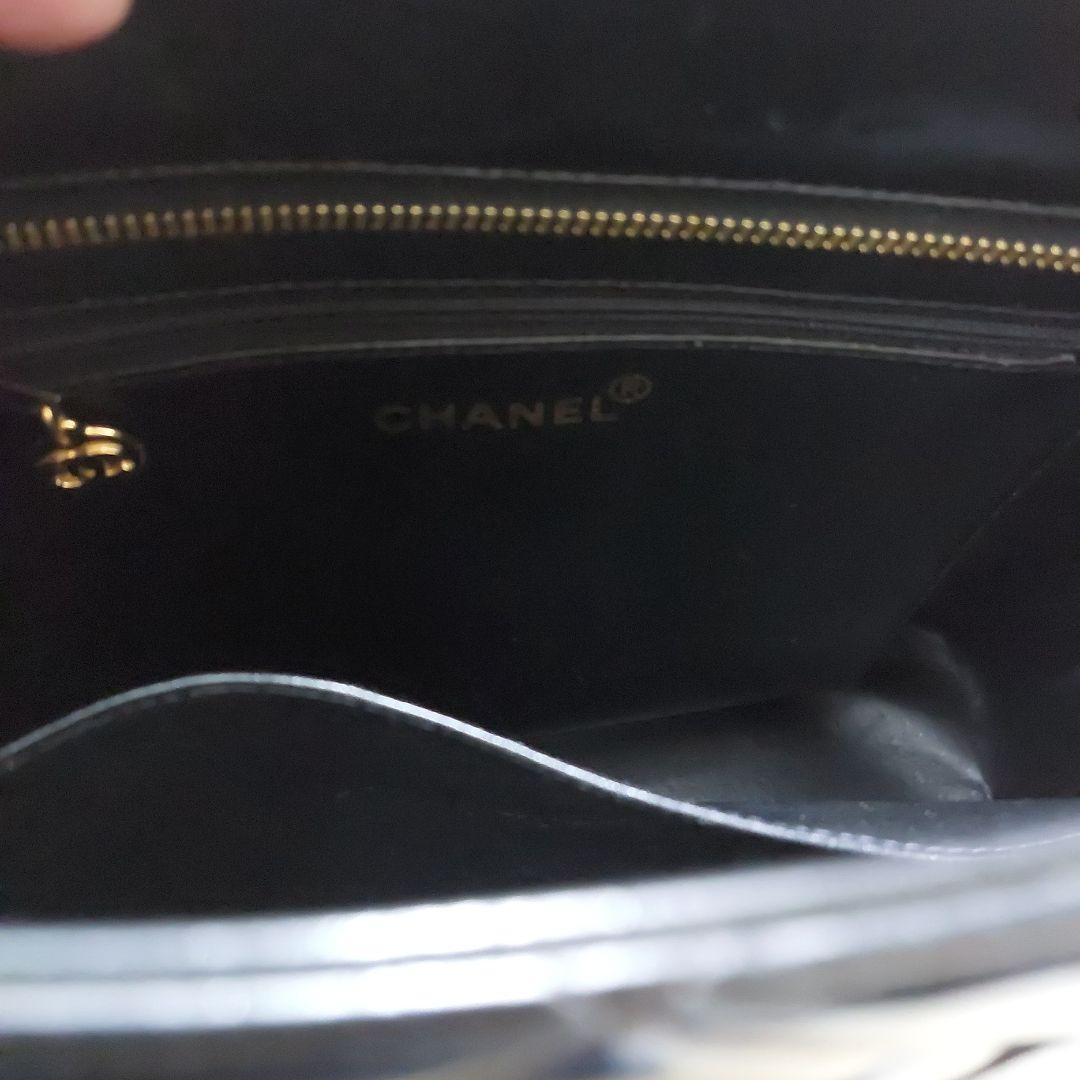 CHANEL 復刻版エナメルトートバッグ