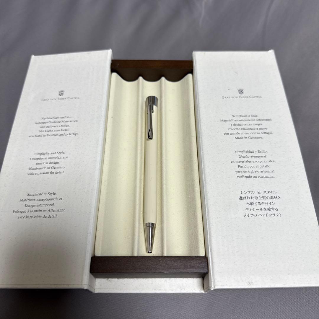 ファーバーカステル　イントゥイション　アイボリー　ボールペン